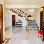 Cubo's Capuchinas & Cave House Villa