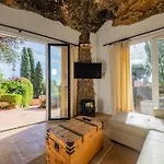 Cubo's Capuchinas & Cave House Torremolinos