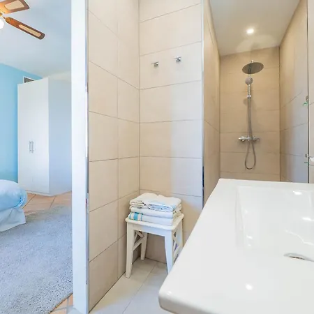 Cubo's Capuchinas & Cave House * טורמולינוס