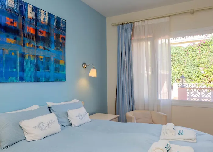 Cubo's Capuchinas & Cave House Villa Torremolinos