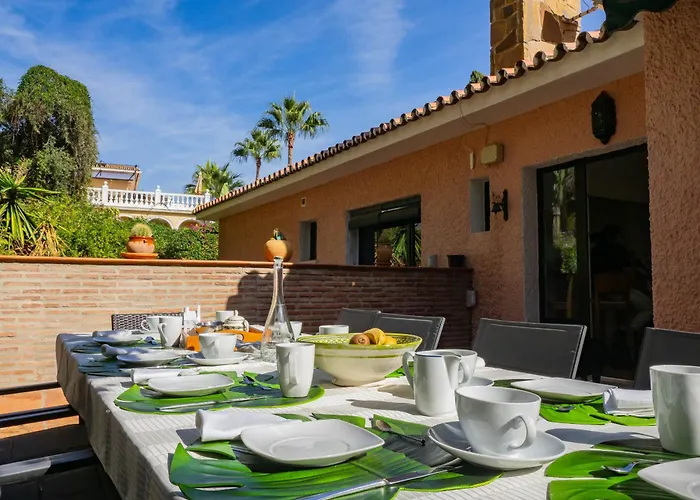 Cubo's Capuchinas & Cave House Villa Torremolinos