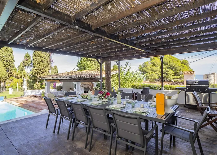 Villa Cubo's Capuchinas & Cave House Torremolinos