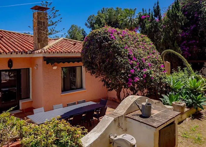 Villa Cubo's Capuchinas & Cave House Torremolinos