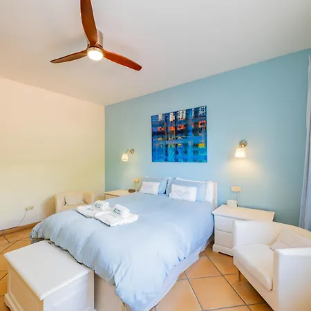 Villa Cubo's Capuchinas & Cave House Torremolinos