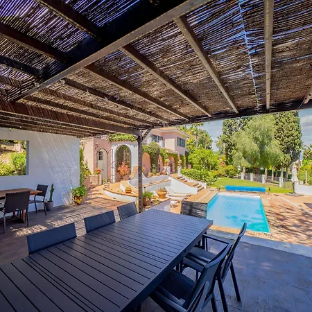 Villa Cubo's Capuchinas & Cave House Torremolinos