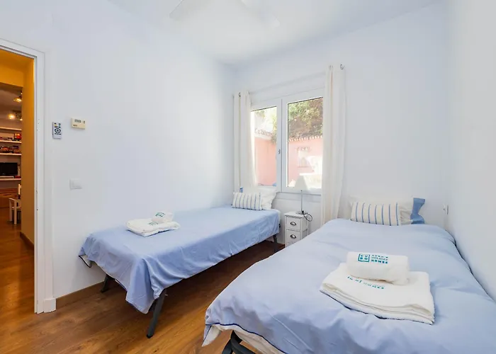 Willa Cubo's Capuchinas & Cave House