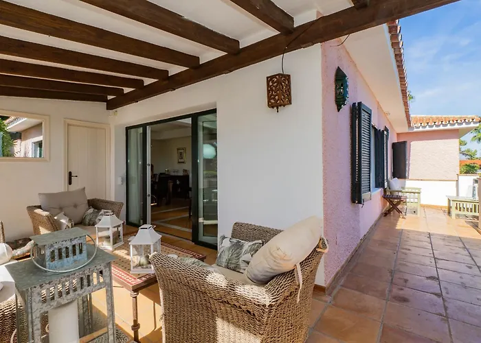 Cubo's Capuchinas & Cave House Willa Torremolinos