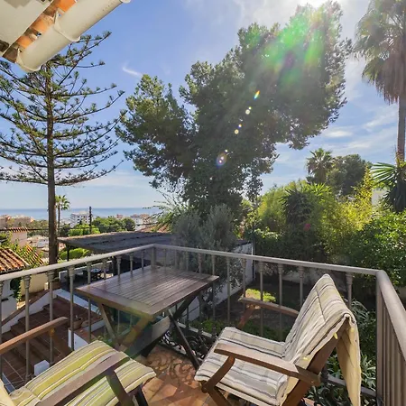 Cubo's Capuchinas & Cave House Torremolinos